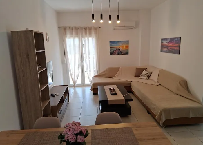 Evi's Apartment *